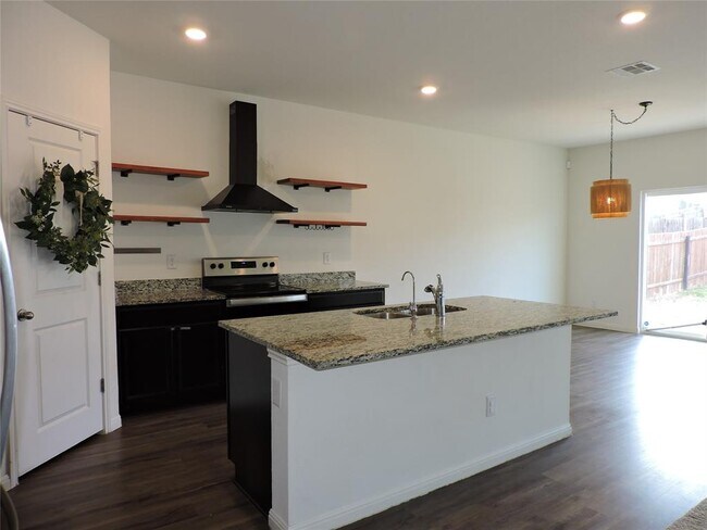 Photo - 14120 Jeannette Rankin Rd