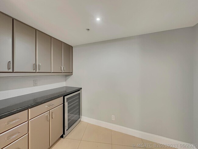 Photo - 3000 N Ocean Dr Unit 23 E
