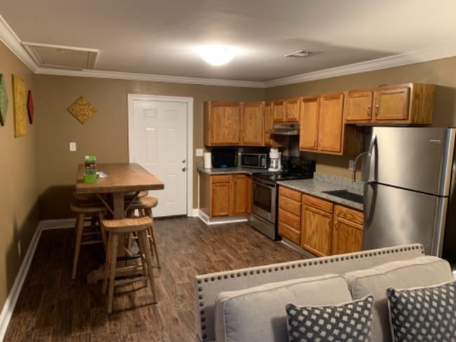 Photo - 1149 W Front St