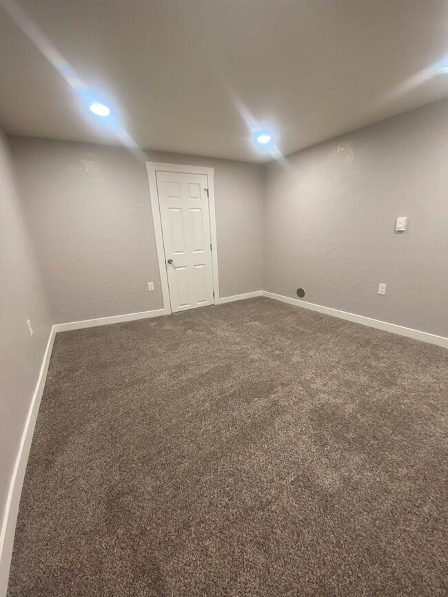 Photo - Foothills Properties - Duplex Unidad 921-1/2 4th Avenue North - Basement