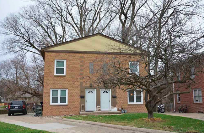 Photo - 1008 Kingman Cir Townhome