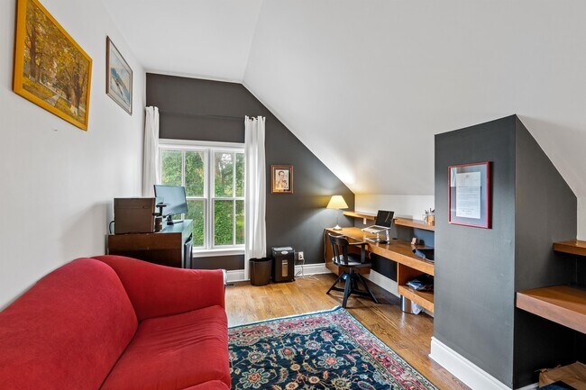 Photo - 135 Stanley Ave