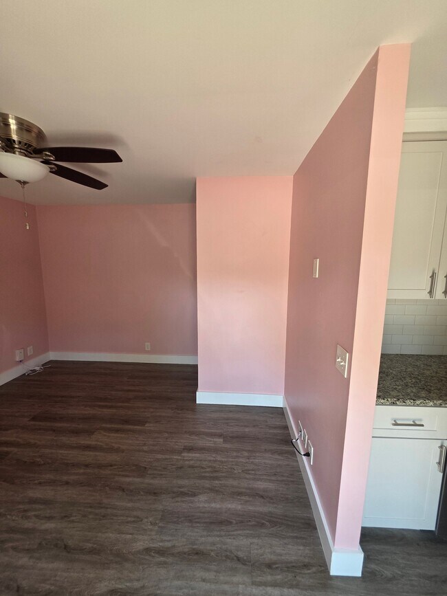 Photo - 3112 Keeling Ave