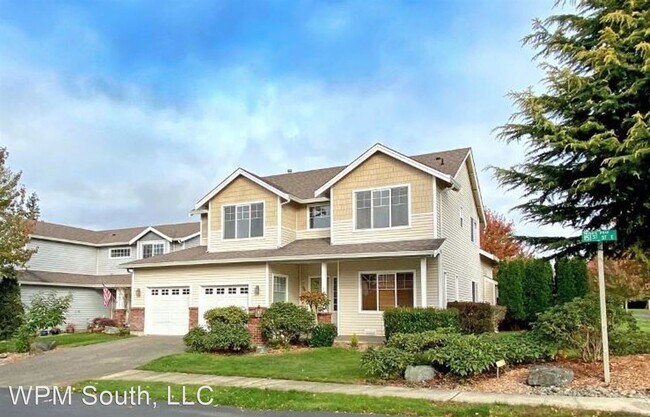 4 br, 2.5 bath House - 7923 151st St E - 4 br, 2.5 bath House - 7923 151st St E