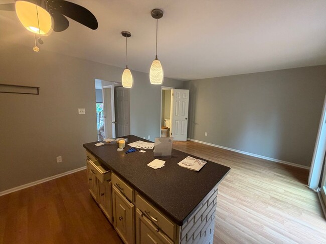 Photo - 3217 Stockton Pl
