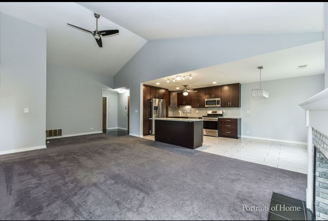 Photo - 1587 Stonehill Ct