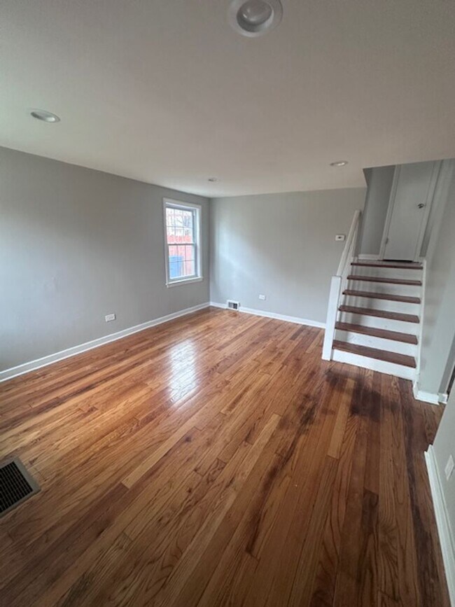 Photo - Midway 3 bedroom 2 bathroom House