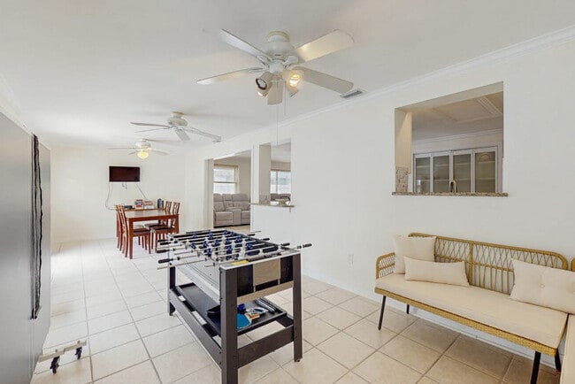 208 71st St Unit SI ID1591379P
