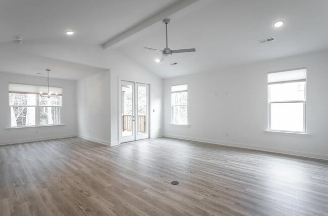 Photo - 6414 Satjanon Dr