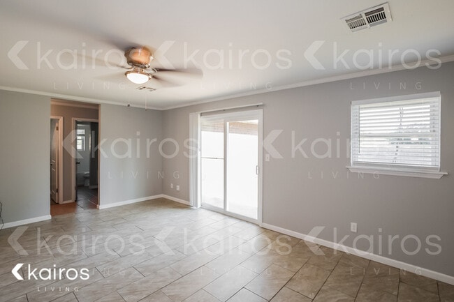 Photo - 204 NE 19th St