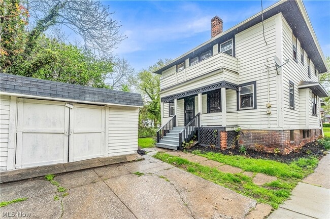 Building Photo - 1144 E 145th St Unit 2/Left