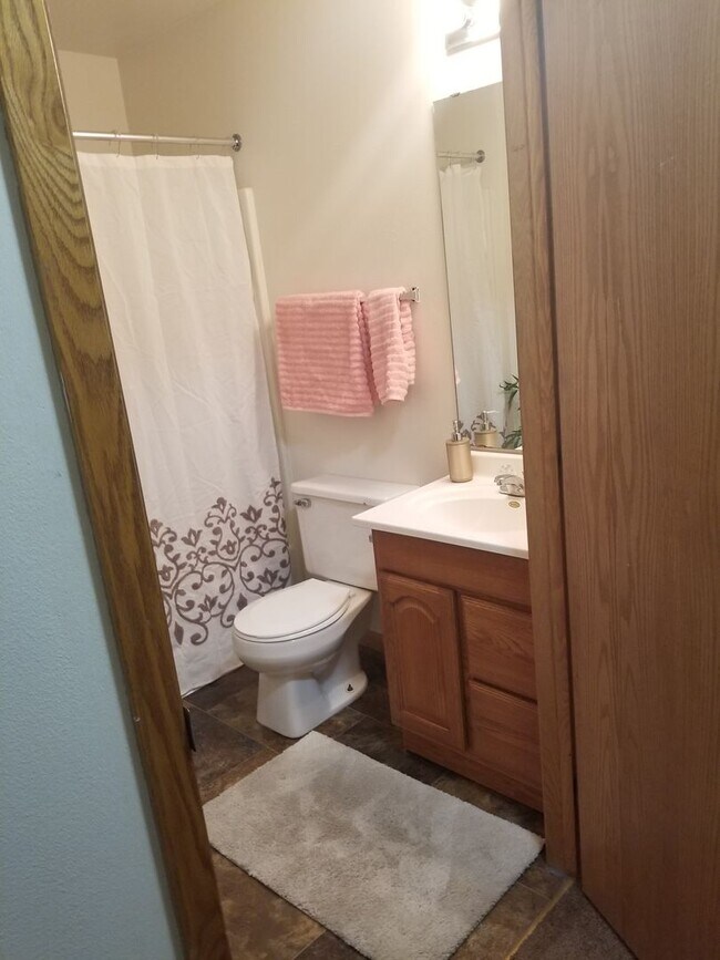 Photo - Cozy Studio Apartment Unit 1617-204