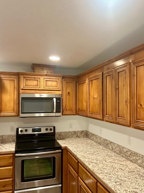 Photo - 1040 E 4th N