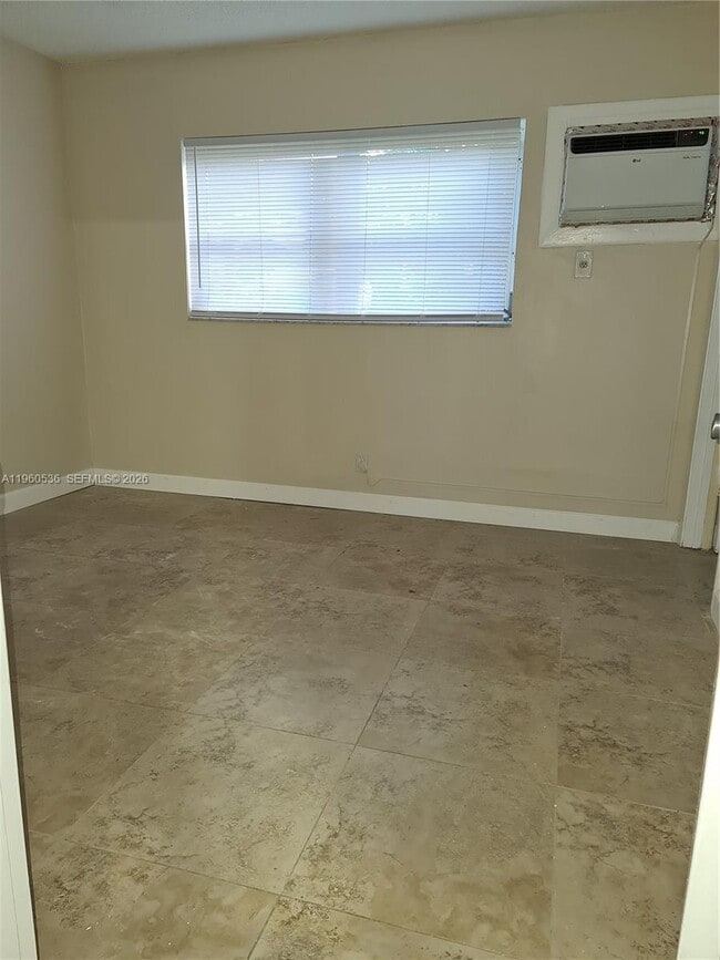 Photo - 5162 NE 6th Ave Unit 306