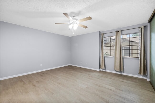 Photo - 12528 Wellington Park Dr