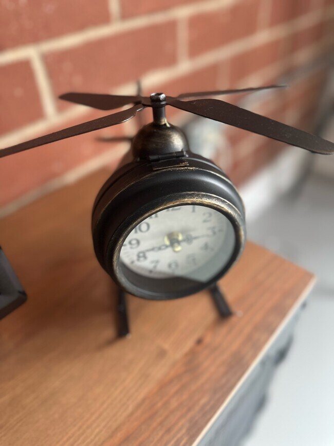 Photo - 900 W Trade St Unidad 306