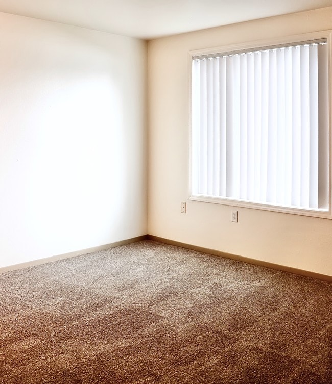 Photo - Fairview Oaks Woods