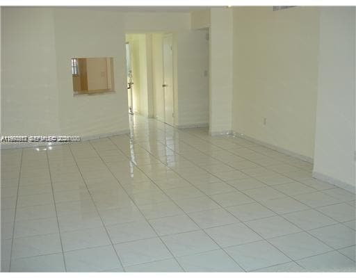 Photo - 1780 NE 191st St Unit 300-2