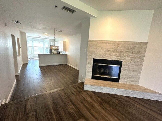 Photo - TIERRA VERDE - Updated Unfurn. Annual - 3 ...