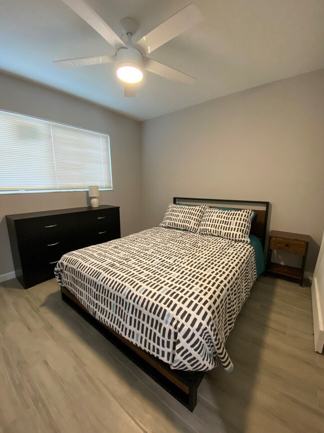 Photo - 1600 8th St Unit 205