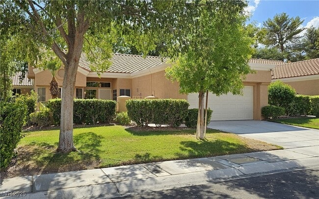 Building Photo - 8609 Glenmount Dr