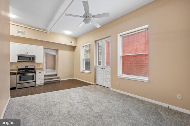 Photo - 1720 Sansom St