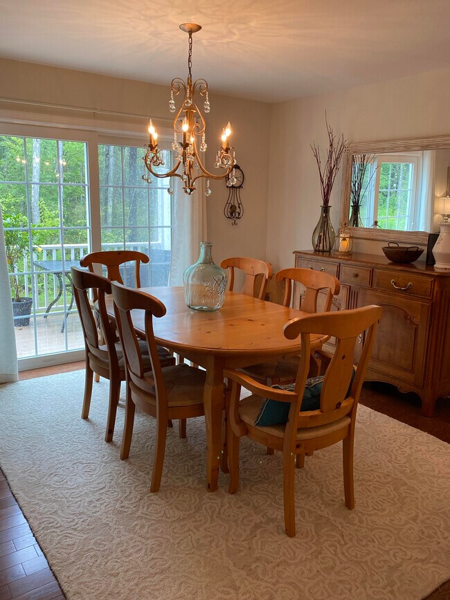 Photo - 238 Woodview Way