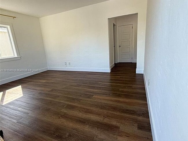 Photo - 2770 SW 34th Ct