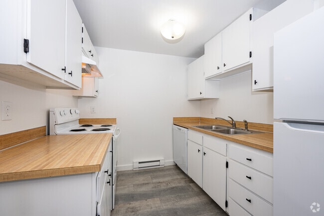 Interior Photo - Highlands Apartments