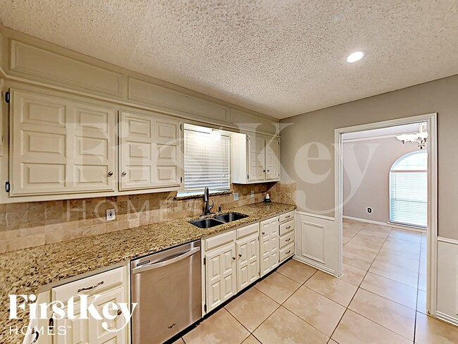 Photo - 1852 Rhinevalley Dr