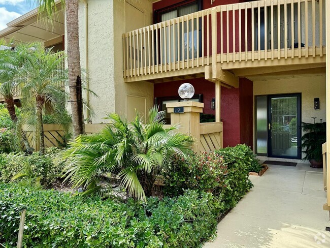 Building Photo - 13135 Chadwick Ct Unit 9 Rental