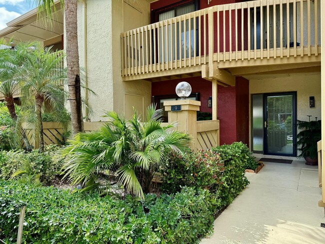 Photo - 13135 Chadwick Ct Unidad 9 Rental