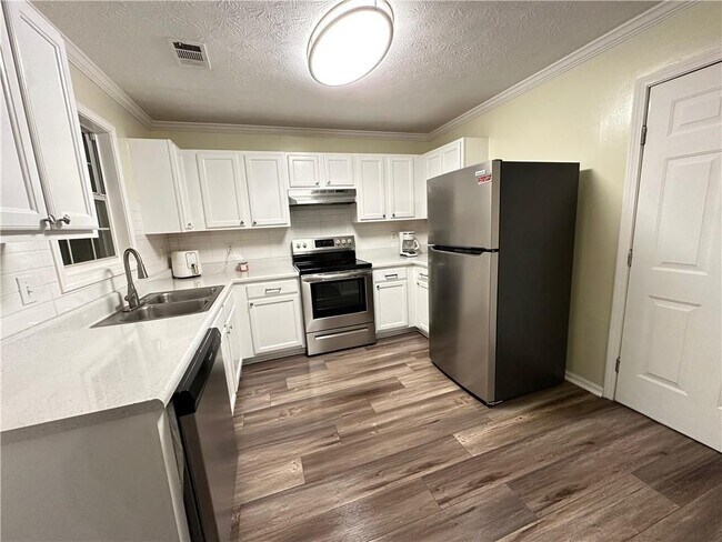 Photo - 1936 Patterson Park Pl