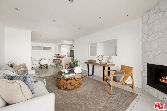 Photo - 26664 Seagull Way Unit B204