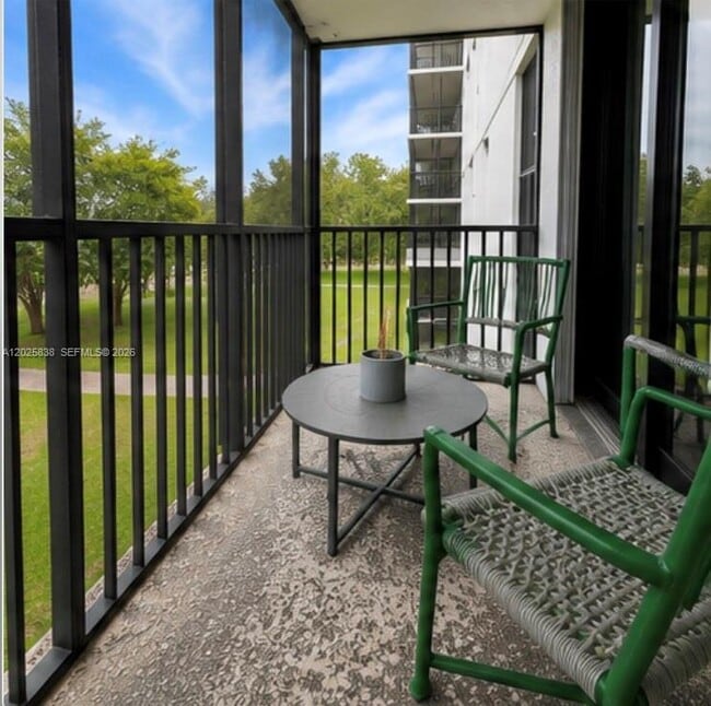 Building Photo - 3401 N Country Club Dr Unit 307