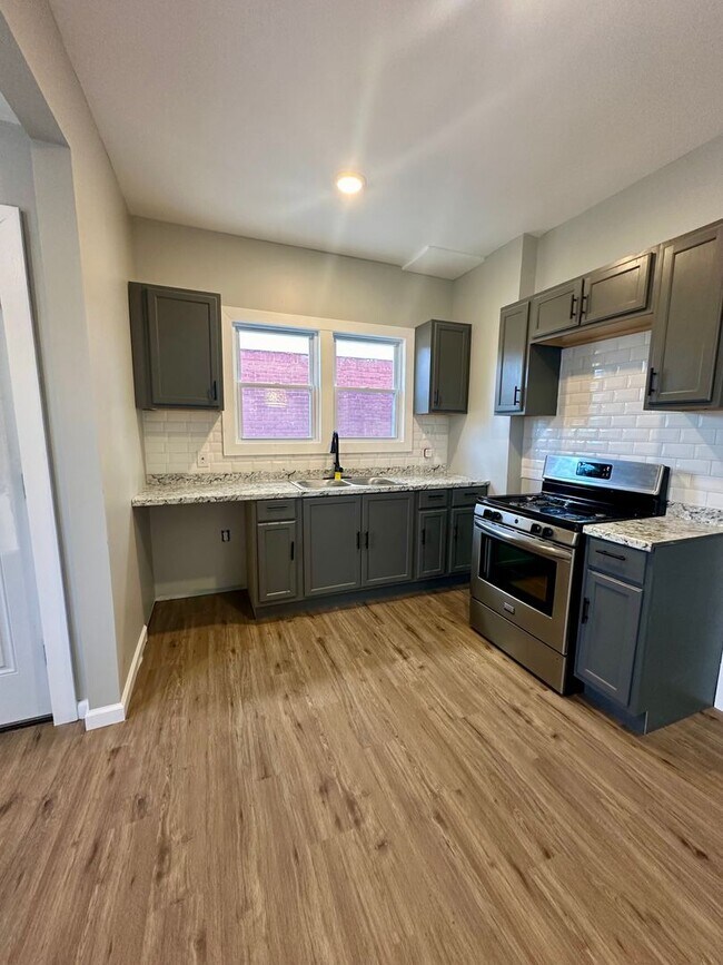 Photo - Lease_ Fully Remodeled 3 Bedroom 1 1/2 Bath Welcome Section 8 Call 313-429-3244