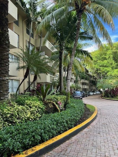 Building Photo - 1800 Sans Souci Blvd Unit 338