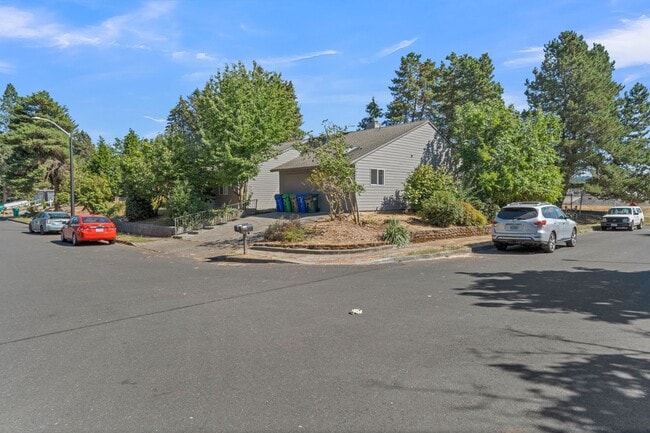 Photo - 9th Ct Duplex - AL-2402 Unit 2402