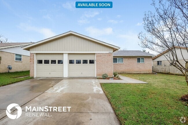 Building Photo - 1006 Bunn Dr Rental