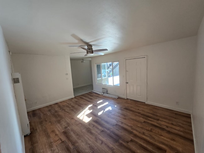 Photo - 11820 Hart St Unit 1