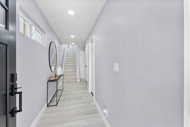 Photo - 1413 La Salina St