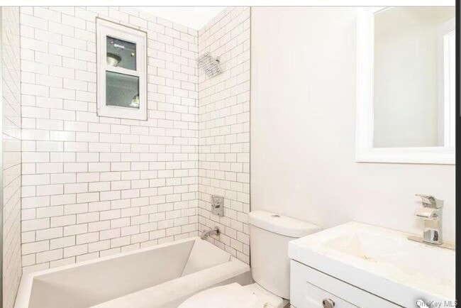 Photo - 154 Woodworth Ave