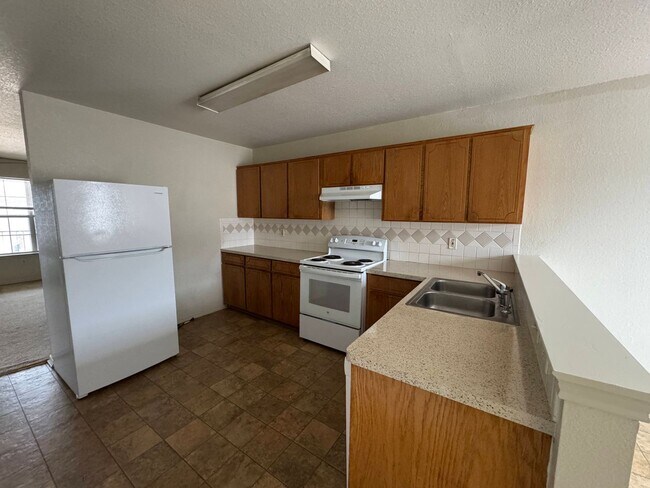 Photo - 3301 Toledo Dr Unit Apt D
