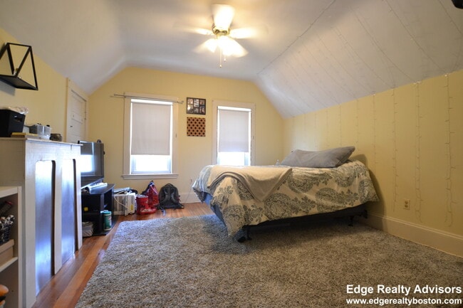 Photo - 76 Hobson St Unit 2
