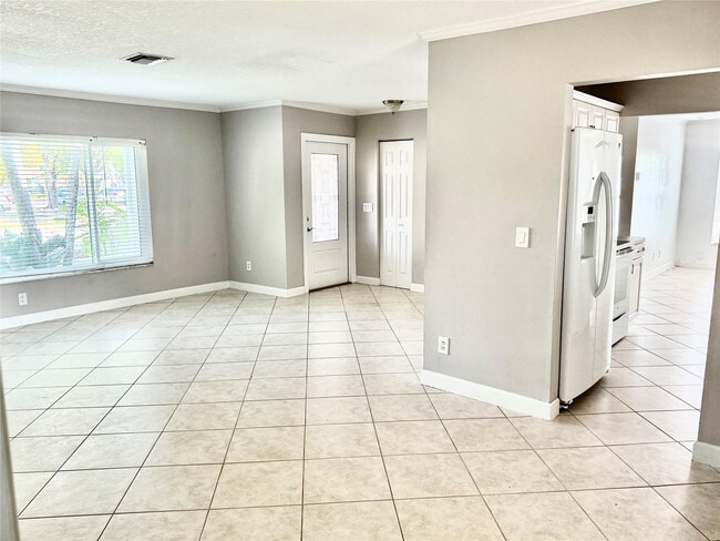 Photo - 9850 NW 25th Ct