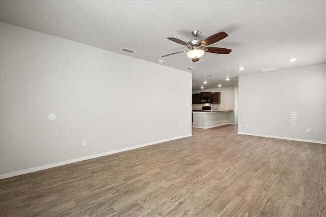 Photo - Bell Farms - 2417 Unit B