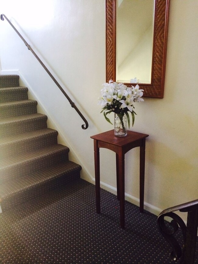 Photo - 2127 Collinway St Unit 2