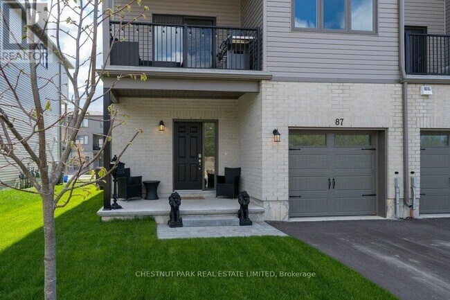 Photo - 87 Buchanan Ave