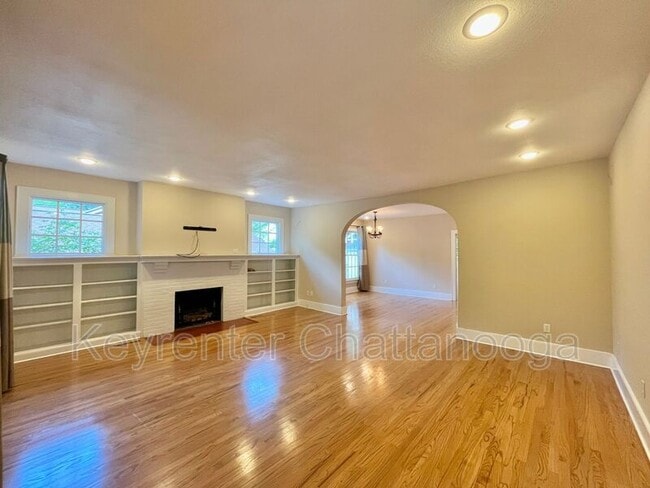 Photo - 1610 Hixson Pike