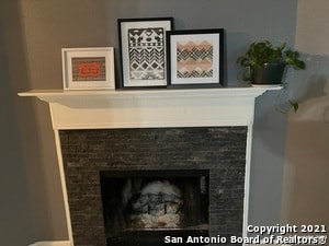15710 Robin View